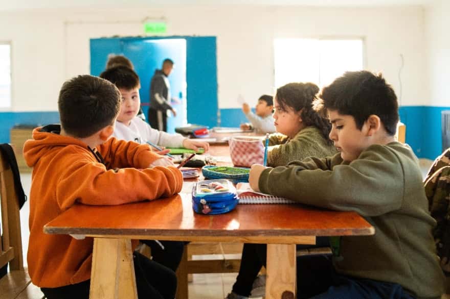 'Aprendo en mi Barrio', el programa de apoyo escolar que funciona todo el año en la provincia