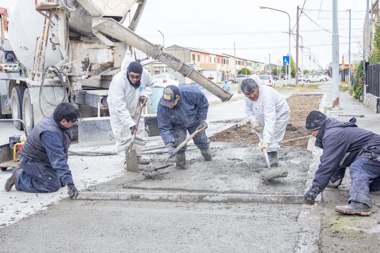 Continúan las obras de hormigonado en diferentes puntos de Río Grande