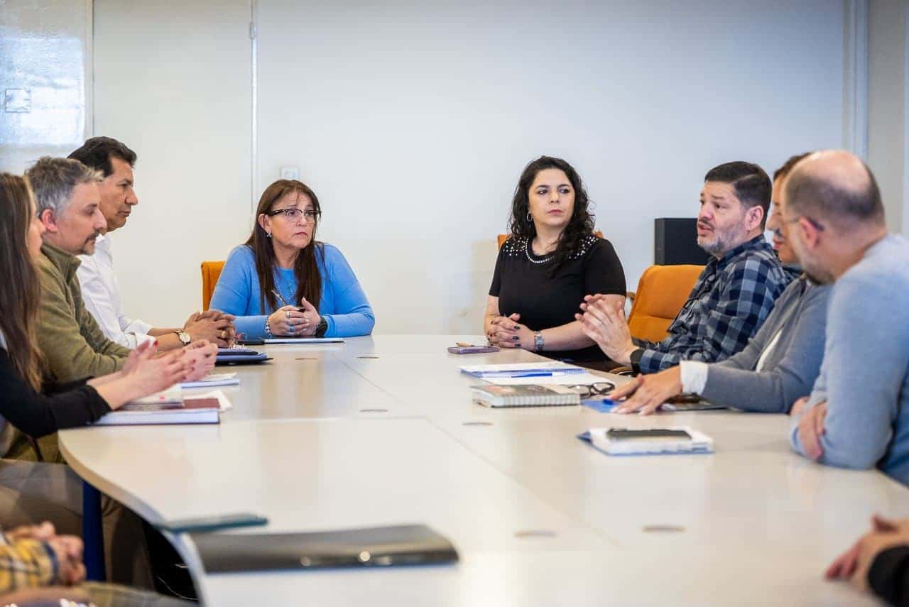 Provincia y Municipio trabajan en acciones para el ordenamiento urbano y el acceso a servicios en Ushuaia
