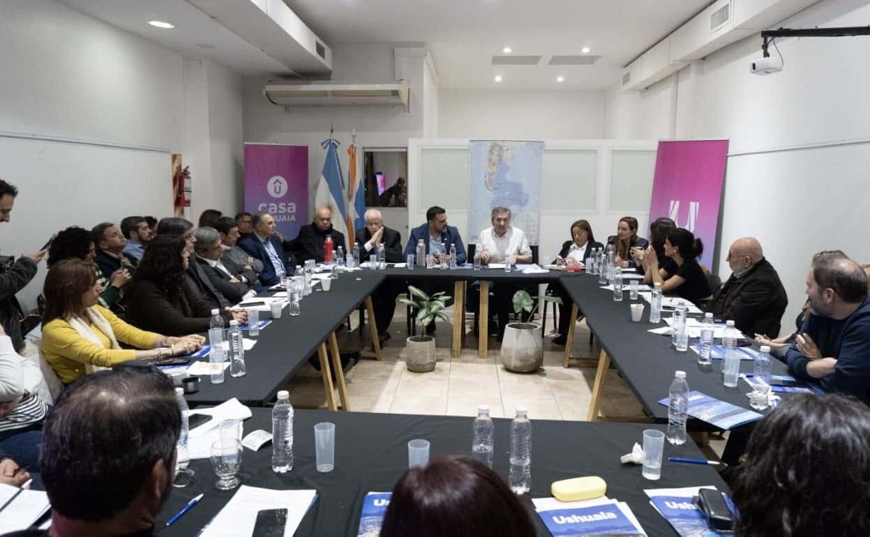 Iriarte destacó que el encuentro de Vuoto con Diputados Nacionales fortalece la defensa de la soberanía y los recursos fueguinos