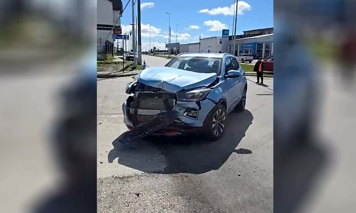 Avenida Belgrano y Elcano: choque entre dos rodados