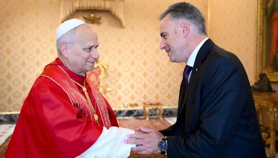 El Papa tiene planes de visitar la Argentina y Uruguay, según Orsi