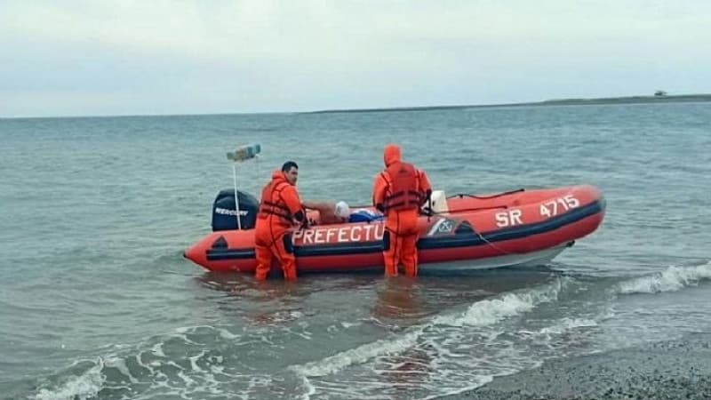 Rescatan a nadador en Río Grande
