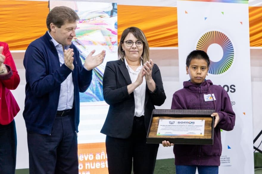 Melella: "Es una gran alegría empezar nuevamente un ciclo lectivo escolar en paz"