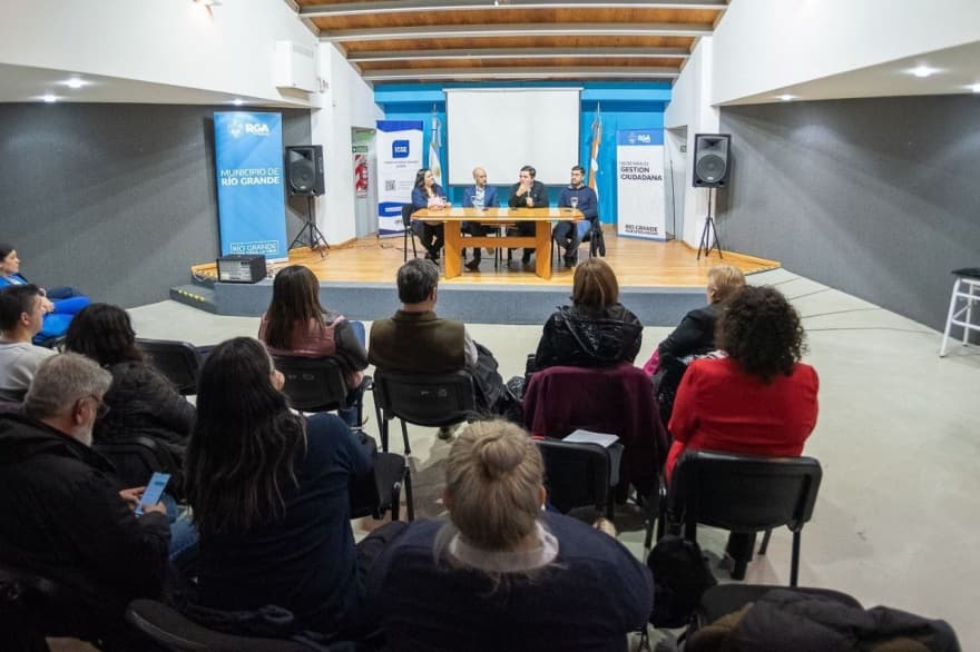Lanzaron el Programa Universitario de Formación en Gestión Pública Municipal