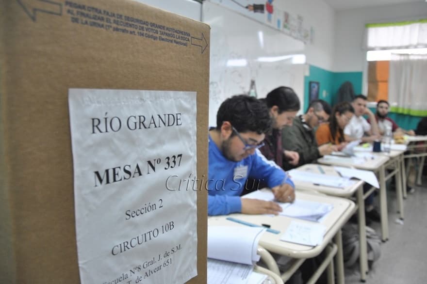 Una por una, las 62 escuelas fueguinas en las que no habrá clases por las elecciones nacionales