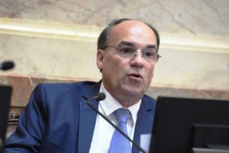 Blanco: "Estamos en un país federal y el gobierno se maneja como si fuera un país unitario"