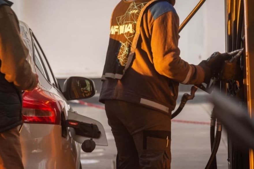 Aumento de los combustibles: los precios subieron un 5 %