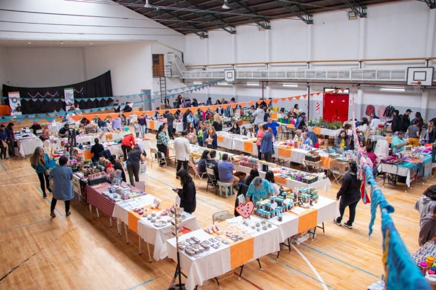 Se realizó en Tolhuin la primera edición del año de la feria “Emprender TDF”