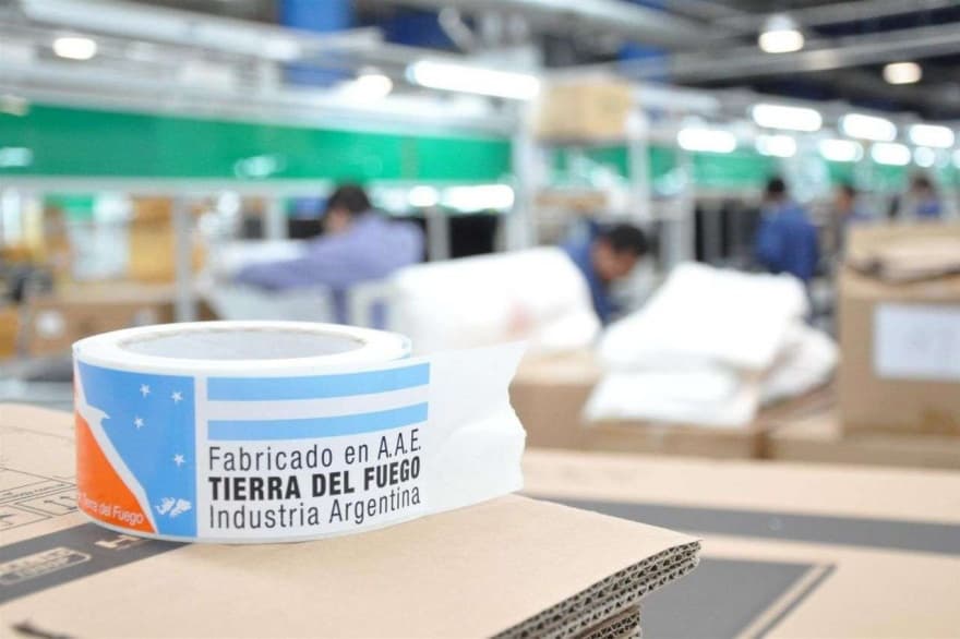 El régimen de venta directa no incluye a Tierra del Fuego: se podrá vender al continente, pero no dentro de la islaDefinieron productos que pueden vender al continente las electrónicas de Tierra del Fuego