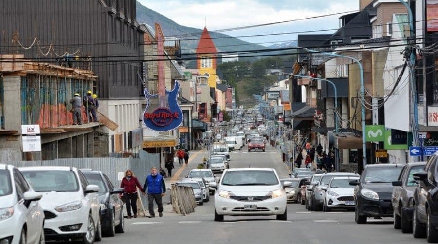 Un vendedor ambulante de Ushuaia fue denunciado por coaccionar a dos menores a que le dieran dinero
