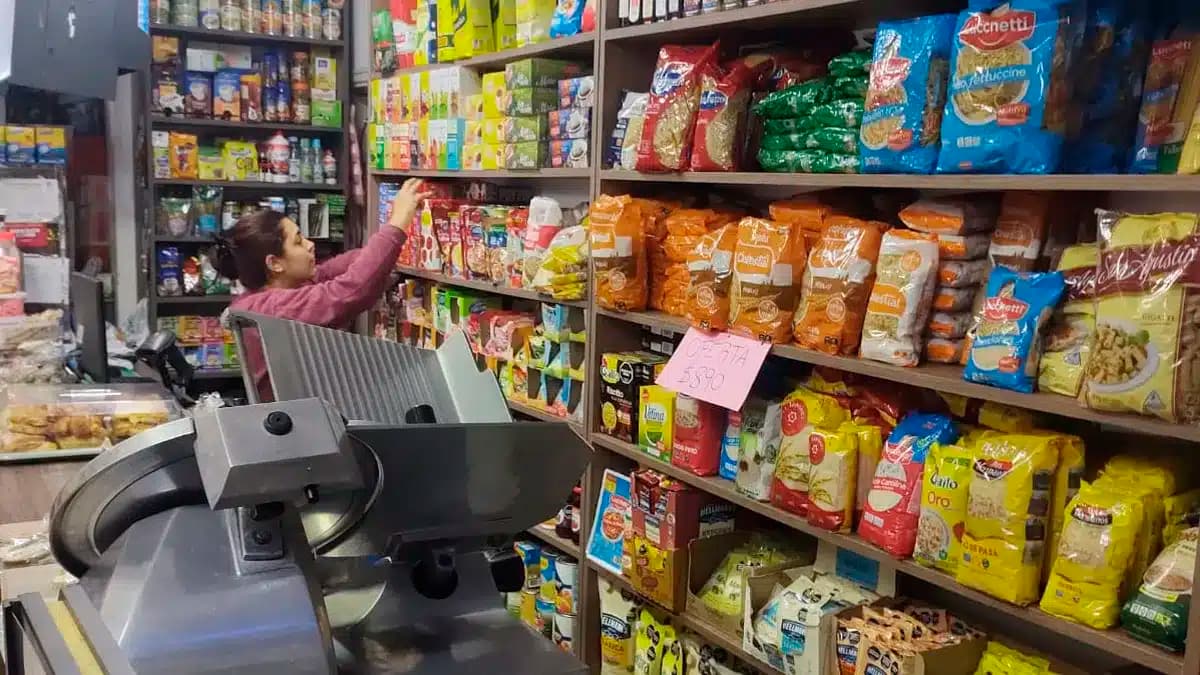 Preocupación por la caída de consumo en los almacenes