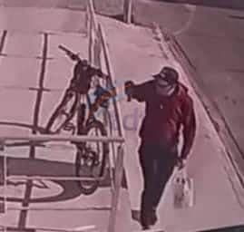 Sujeto de amplio prontuario fue detenido por el robo de un celular en pleno centro de la ciudad