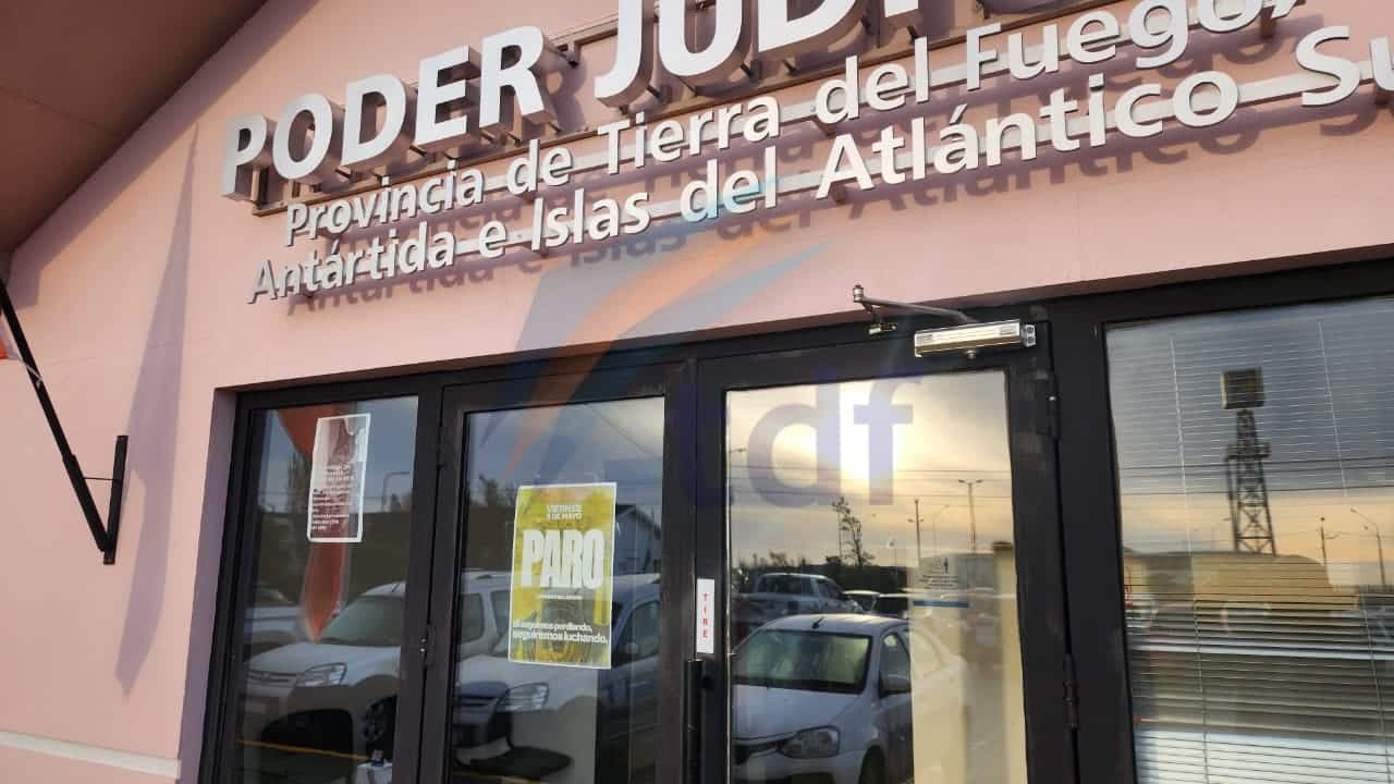 El juzgado se encuentra con atención mínima por paro de trabajadores