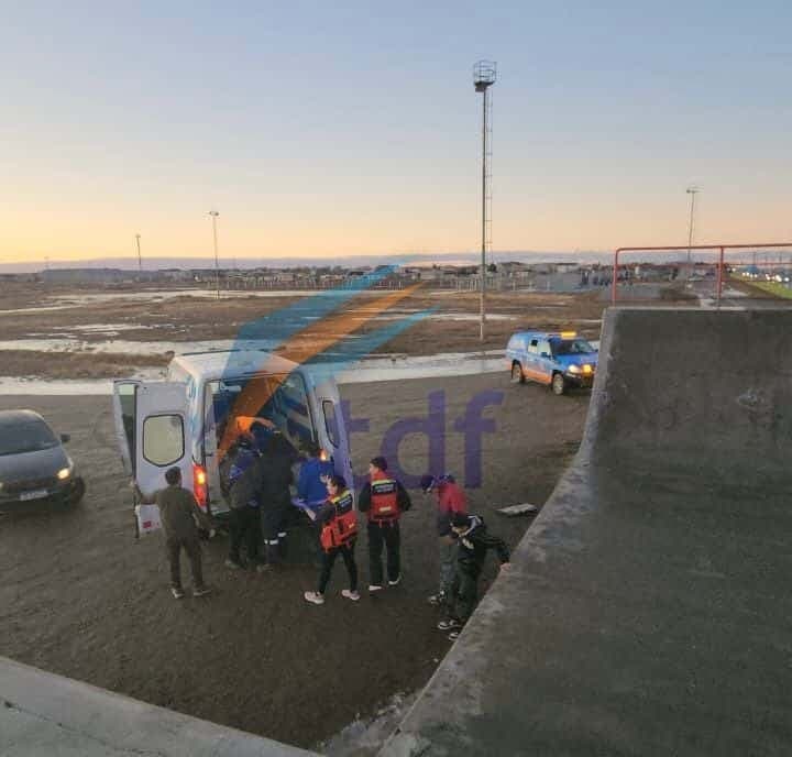 Un adolescente trasladado al Hospital tras golpearse la cabeza en el antiguo skate park