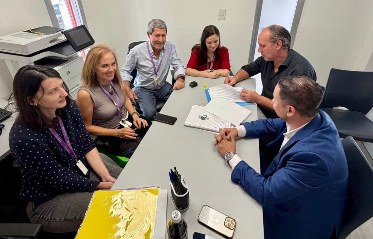 OSEF firmó un convenio de prestación con el Hospital Garrahan