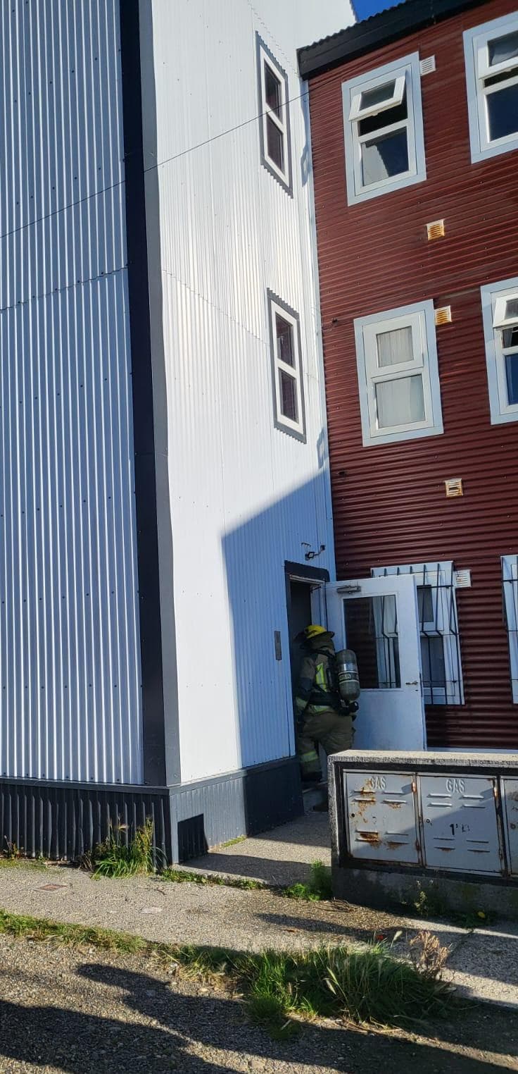 Principio de incendio en un departamento de Chacra XIII