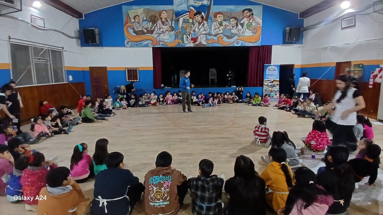 Pequeños guardianes: Familias preparadas para emergencia