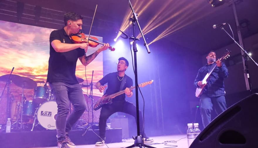 Ciclos ABRE: Facu Armas se presentará en Tolhuin este sábado