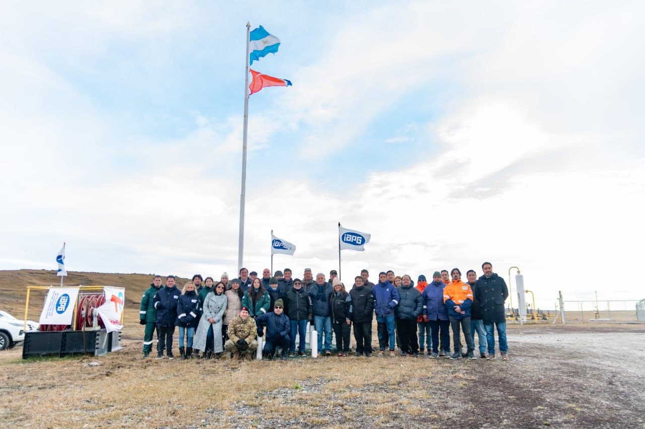 Se realizó un acto en conmemoración del “Dia del Petróleo y Gas Fueguino”