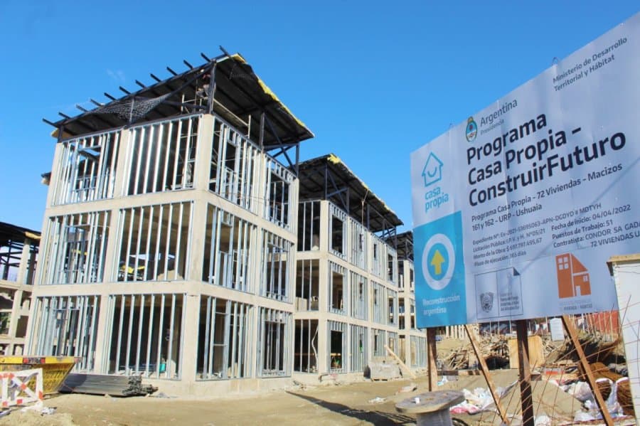 El IPVyH continúa a paso firme con la obra de viviendas del programa Casa Propia - Construir Futuro