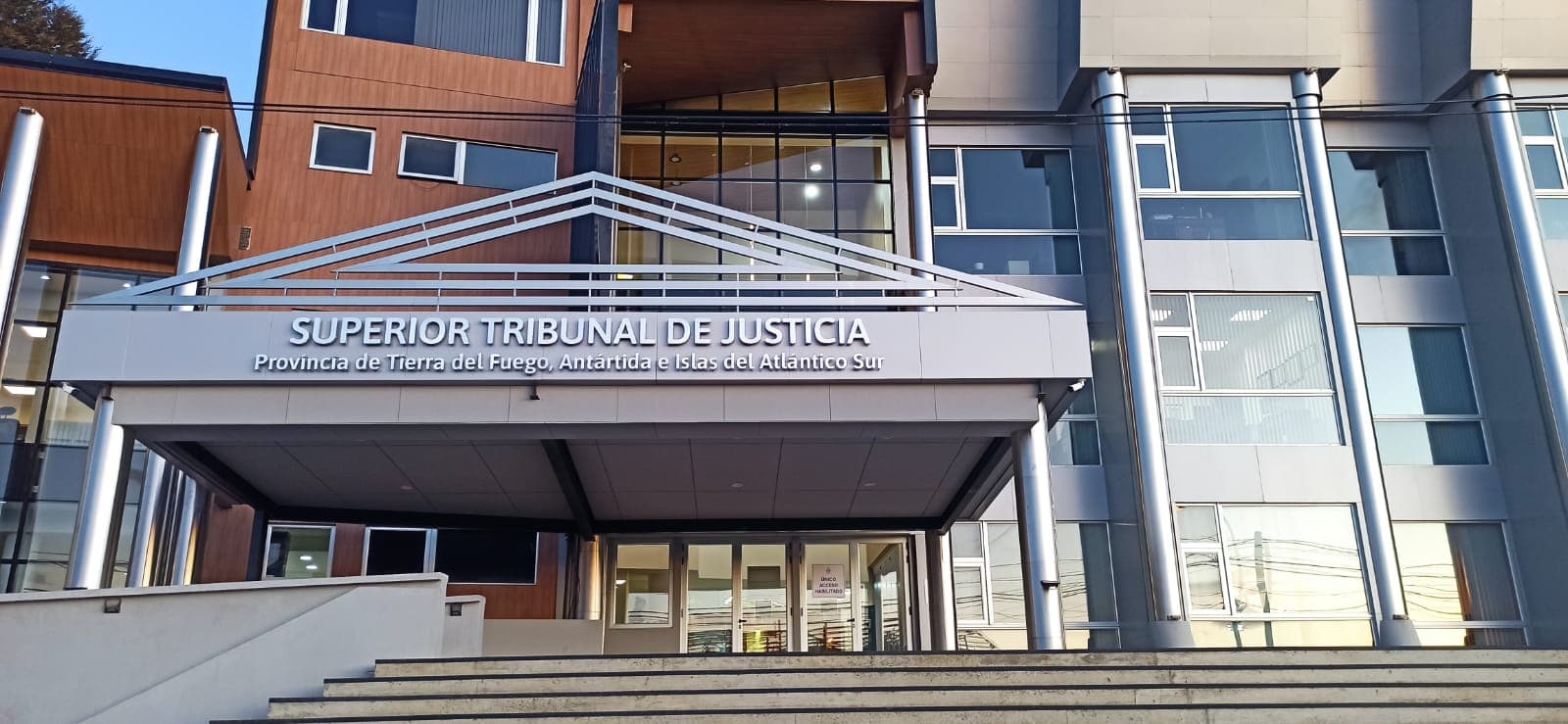 El Superior Tribunal de Justicia rechazó un recurso de casación en una acción de amparo contra la Caja Previsional
