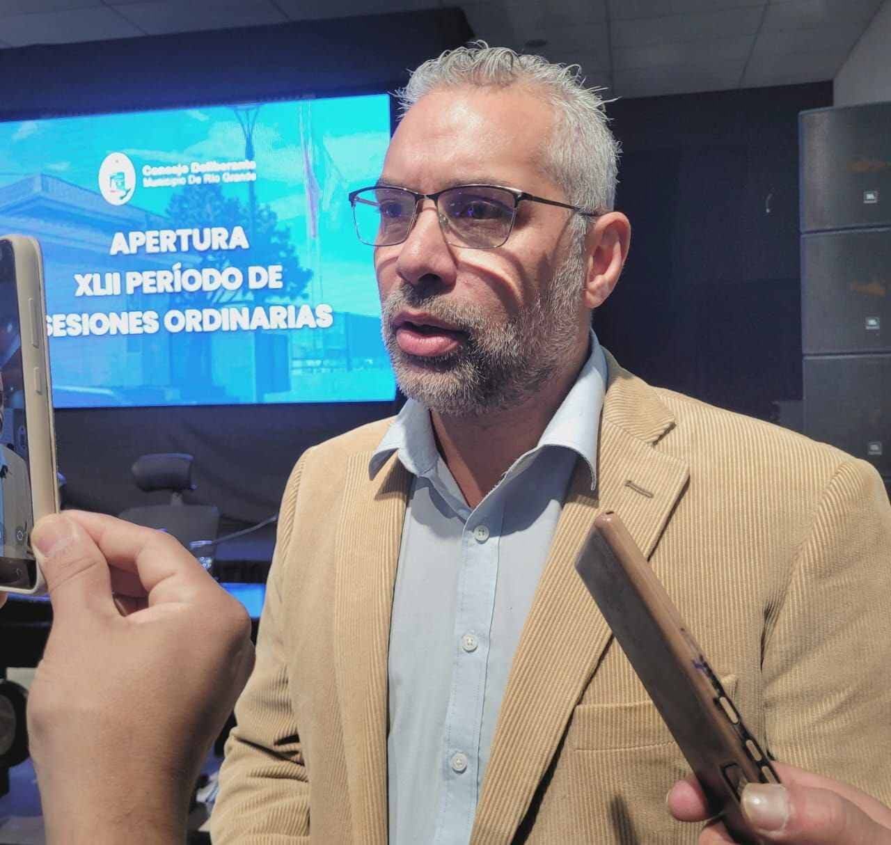 “El mensaje de Martín Perez es presente pero sobre todo es futuro”