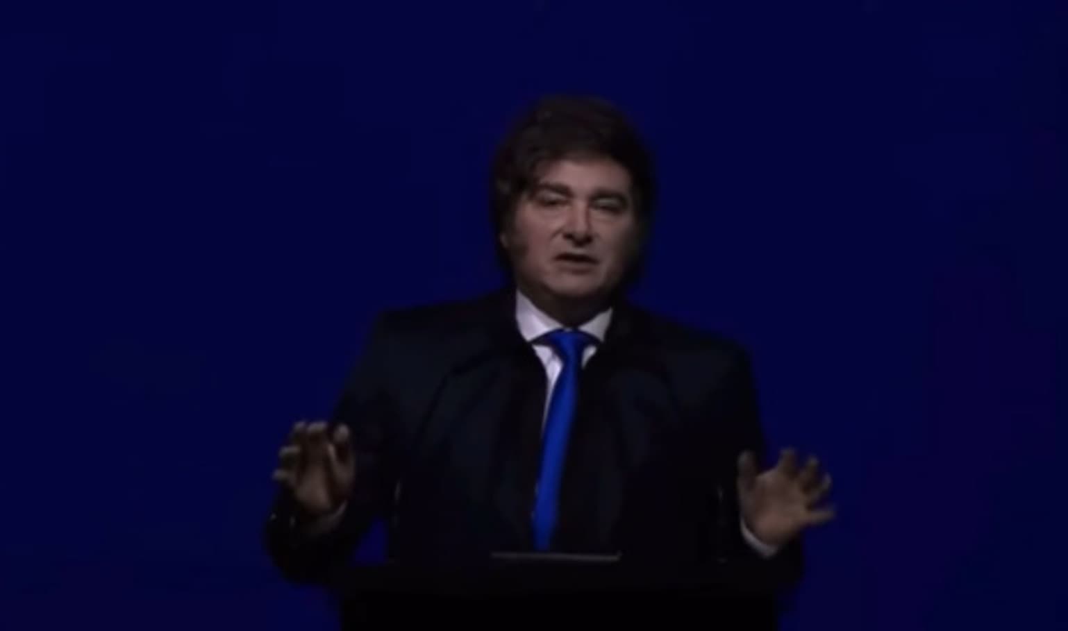 El Gobierno promulgó la emergencia pediátrica y  financiamiento universitario, pero suspendió su aplicación