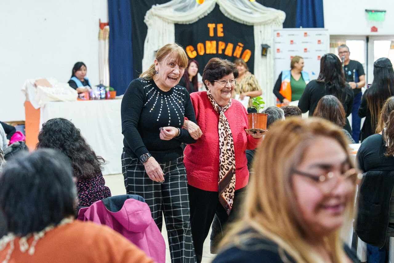 Té Acompaño edición primavera en Ushuaia: Nuevos encuentros para personas mayores