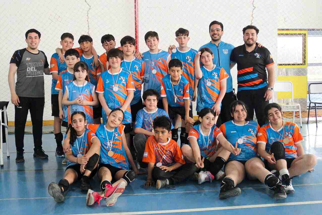 Encuentro Provincial de Mini Vóley en Tolhuin