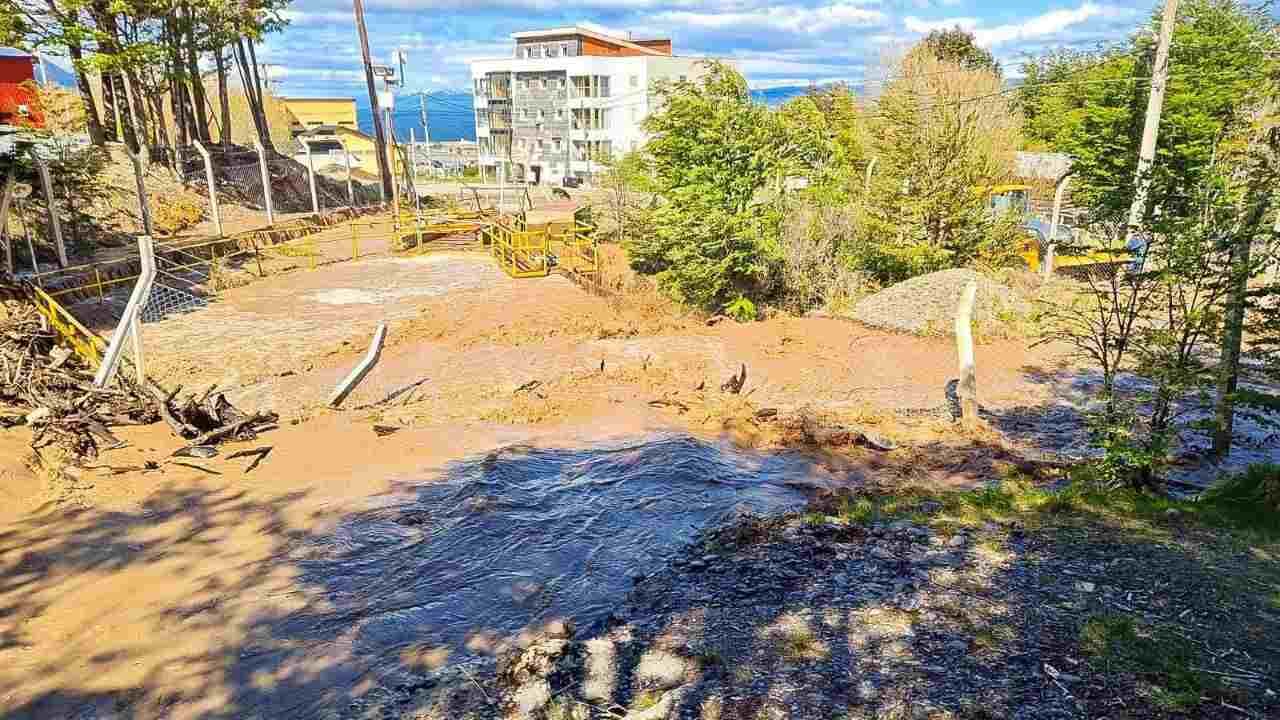 La DPOSS lleva adelante maniobras preventivas ante la turbiedad del agua cruda en Ushuaia