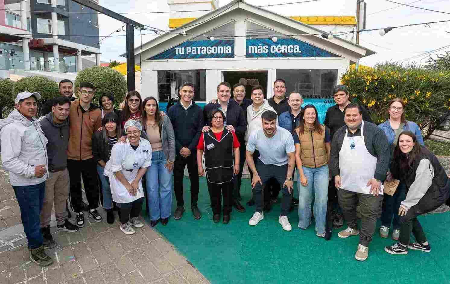 El Mercado del Atlántico ya abrió sus puertas en el Paseo Canto del Viento