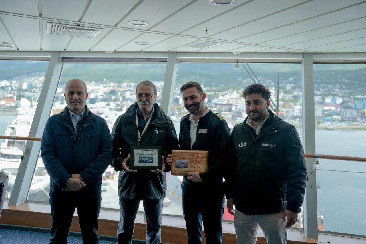 Semana histórica de cruceros con la llegada inaugural del Celebrity Equinox y un movimiento récord de pasajeros