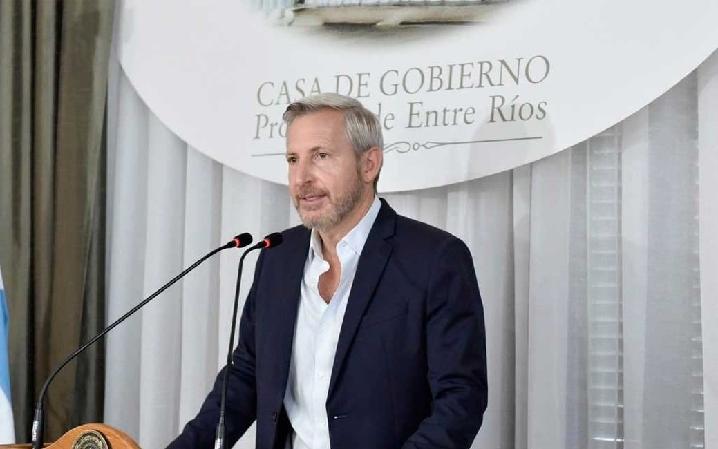 Rogelio Frigerio  denunció el hallazgo de dispositivos de espionaje en oficinas del  gobierno provincial