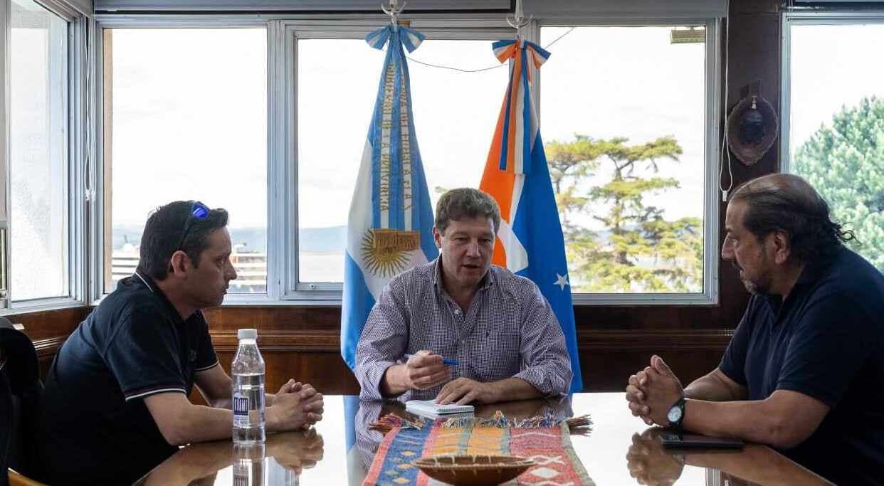 El Gobernador Melella recibió al secretario general de la UOM Río Grande Oscar Martínez