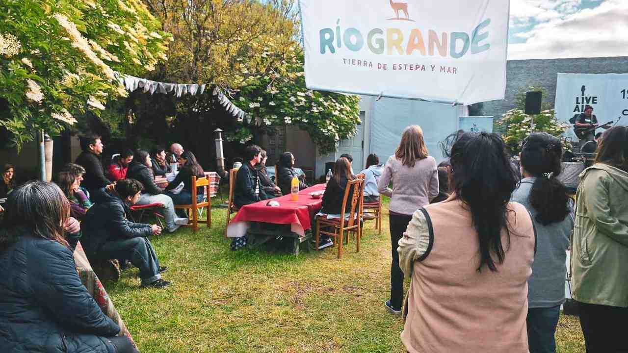 Avanza el programa “Verano Fueguino 2026” con salidas turísticas y recreativas para todas las edades