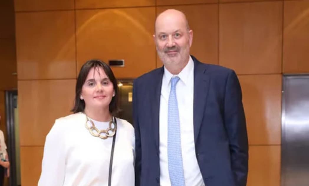 Denuncian a Sturzenegger y piden investigar contrato de $114 millones