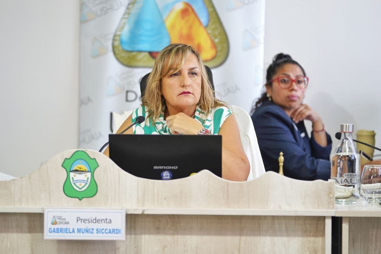 El Municipio de Ushuaia avanza con el proyecto de pavimentación de calle Los Ñires y del Paseo Costero