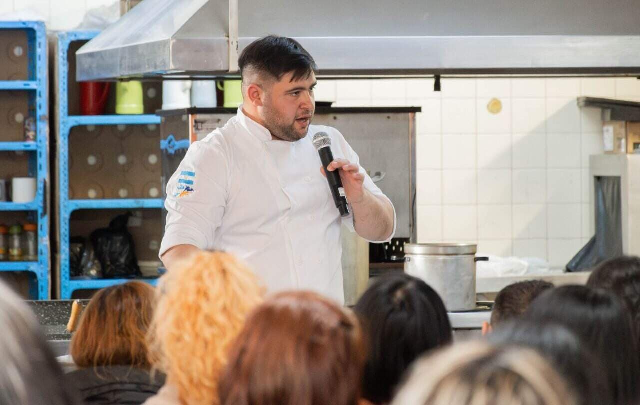 Gobierno capacitó agentes POMyS en Gestión, Higiene y Elaboración de Alimentos en Comedores Escolares
