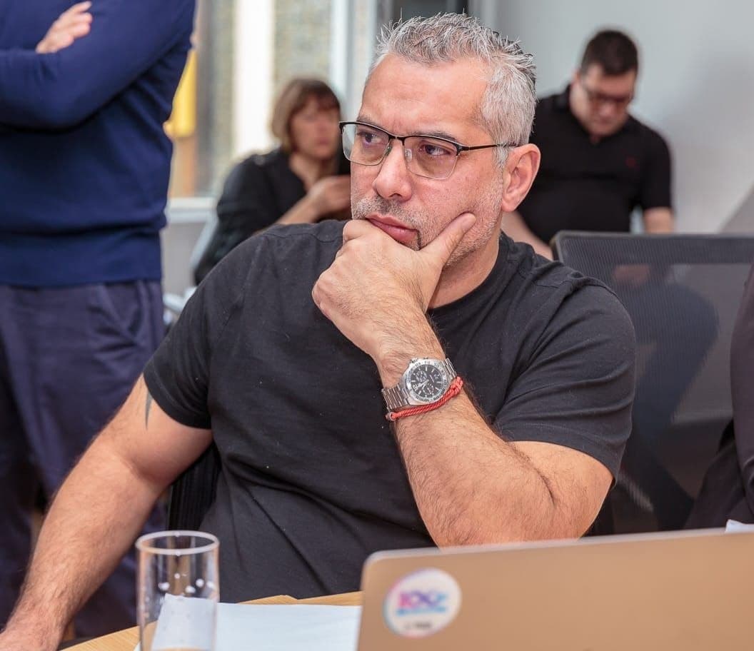 Lapadula propone regular las actividades de senderismo y trekking