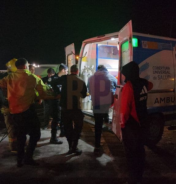 Hoy dos personas fueron rescatadas de las heladas aguas