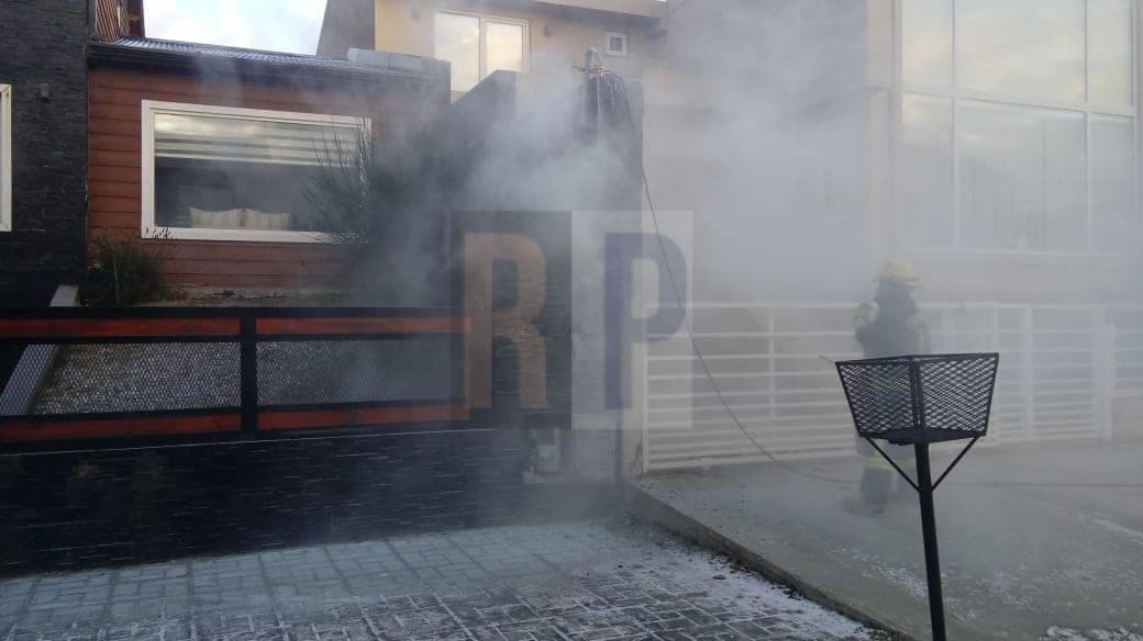 Incendio en un medidor de luz provocó una gran movilización