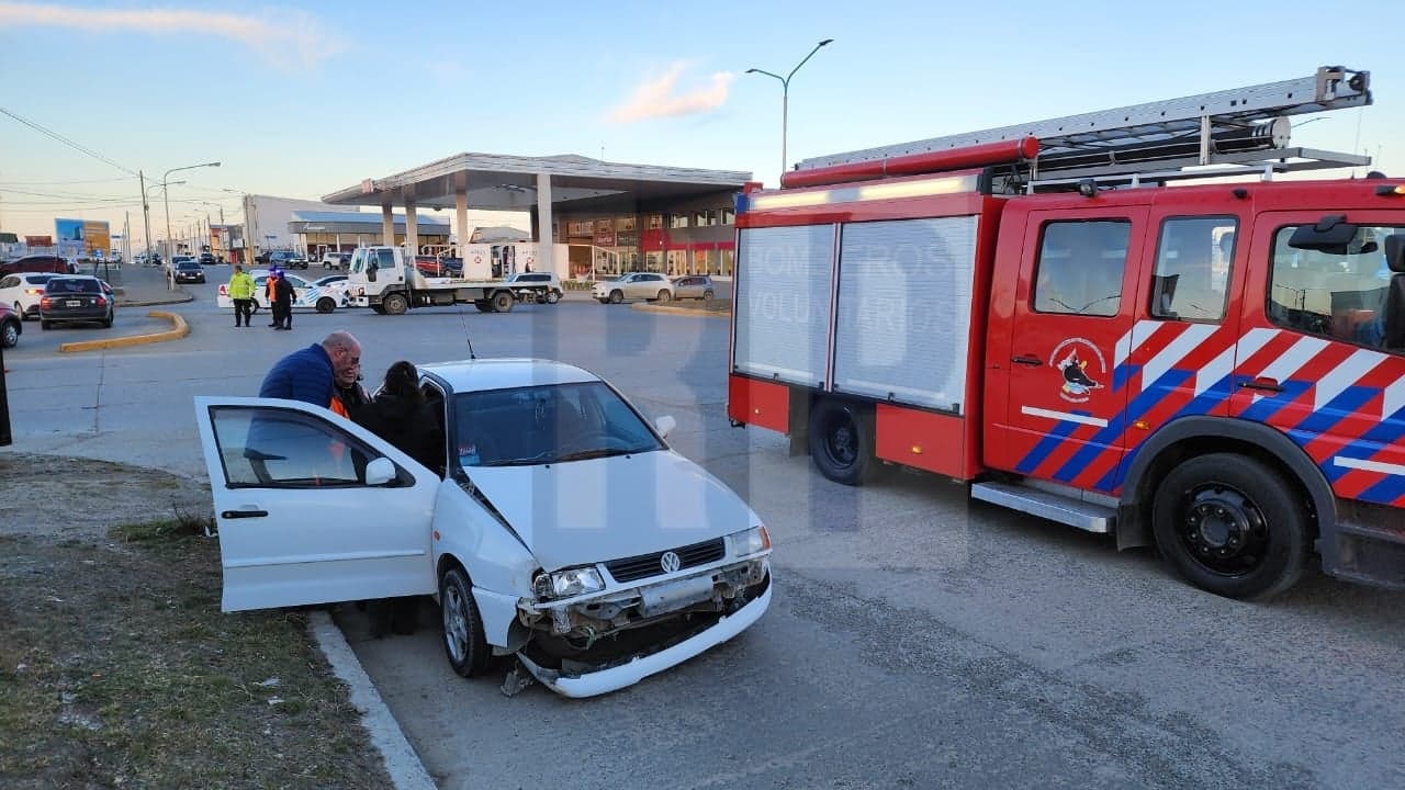 Gran caos vehicular debido a un accidente de tránsito