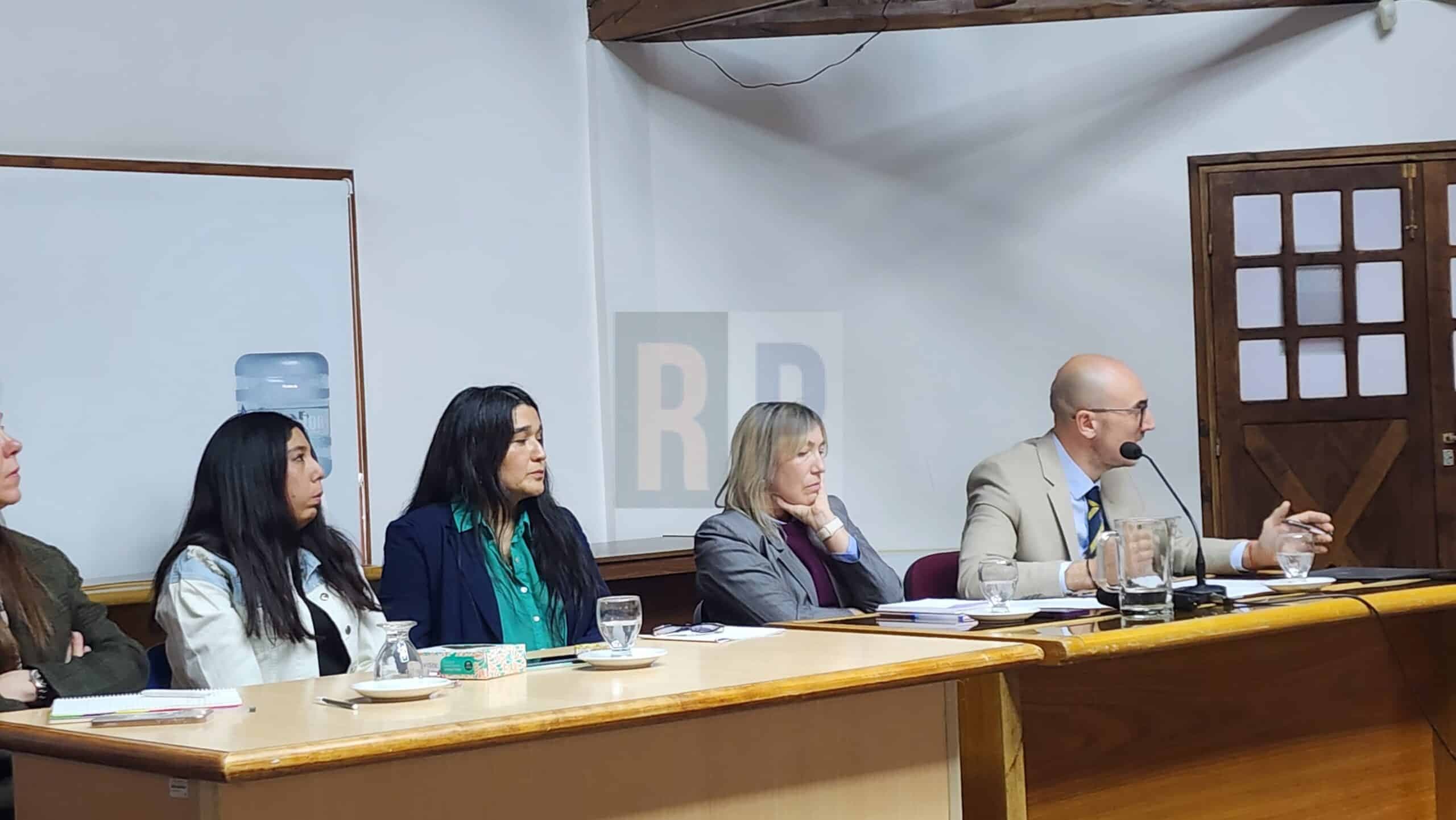 La defensa de Paredes sostuvo que fue un suicidio, pidió la absolución y esta tarde habrá veredicto