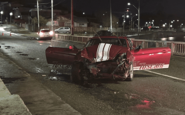 PTA. ARENAS: Violento choque deja un lesionado en riesgo vital y daños de consideración