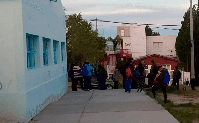 CALETA OLIVIA: Secuestraron a su hijo, le apuntaron con un arma y lo liberaron: qué sucedió y el relato de la madre