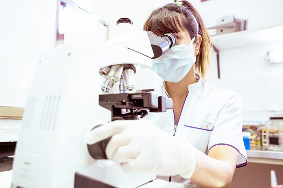 Es ley el programa de arraigo para profesionales de la salud