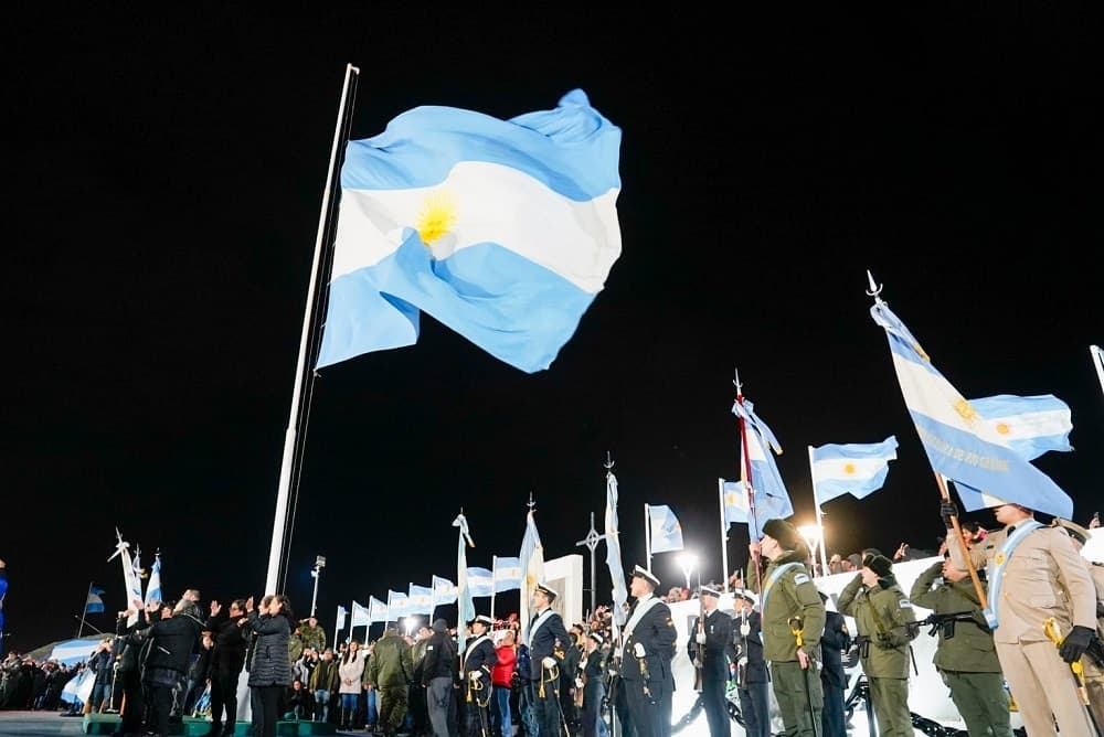 “Las Malvinas son argentinas, las Malvinas son fueguinas”