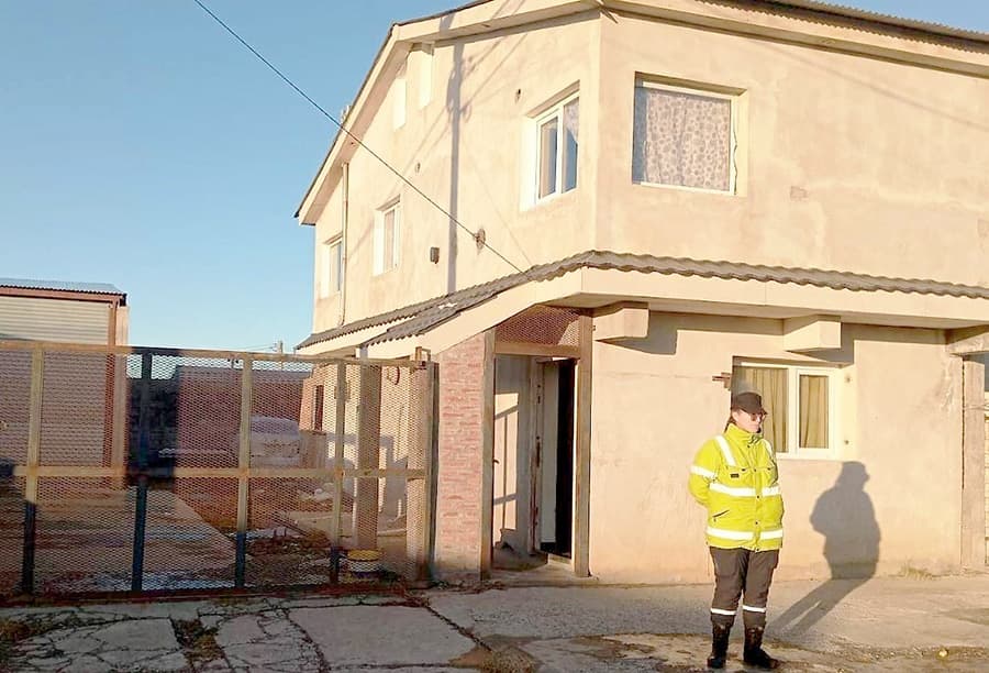 Dos menores de 13 y 14 años cometieron el robo de computadoras en la Escuela 46