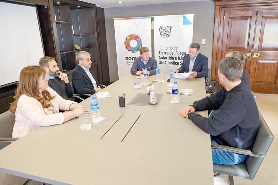 Evaluarán la factibilidad de proyectos de energía renovable y de hidrógeno